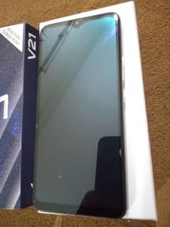 Vivo v21 (8/128) urgent sale