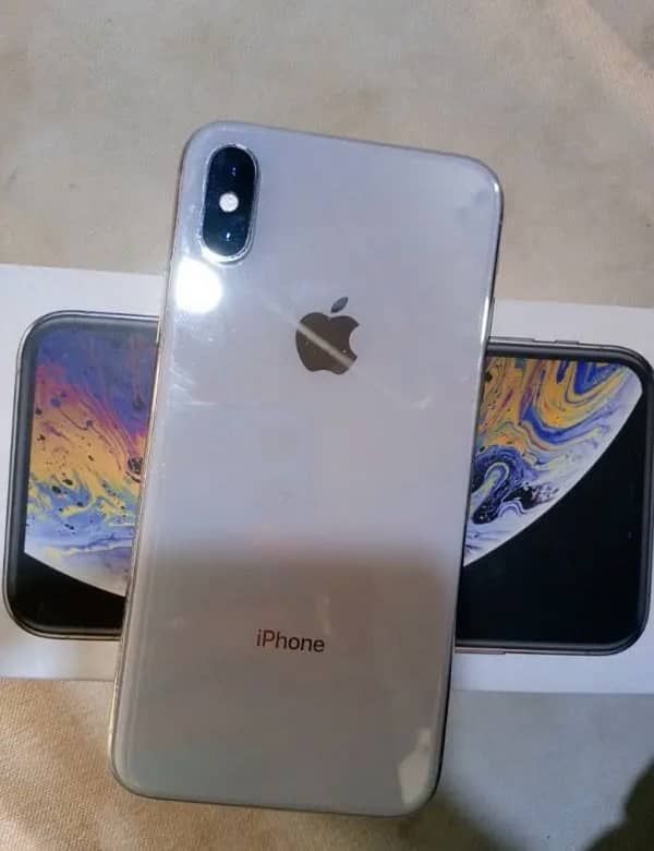 iphone xs pta aproved with box argent 1