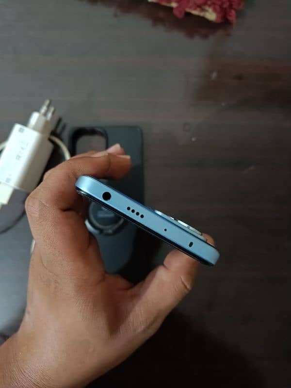 Redmi note 12 pro + 5G 12/256gb 7