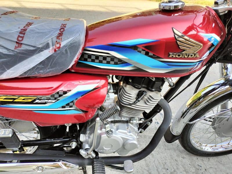 Honda CG125 model 2024 Applied for 03055228242 5