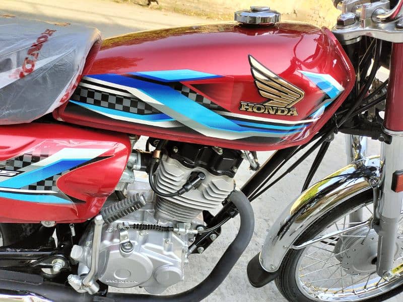 Honda CG125 model 2024 Applied for 03055228242 14