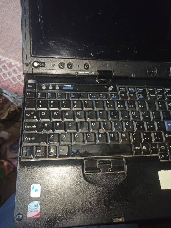 thinkpad laptop 2Gb ram 40Gb hard 2