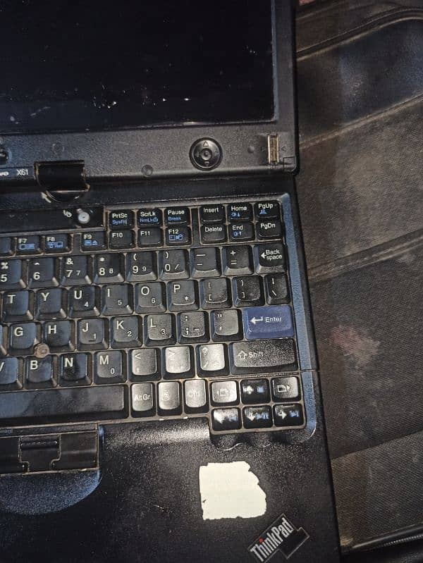 thinkpad laptop 2Gb ram 40Gb hard 8