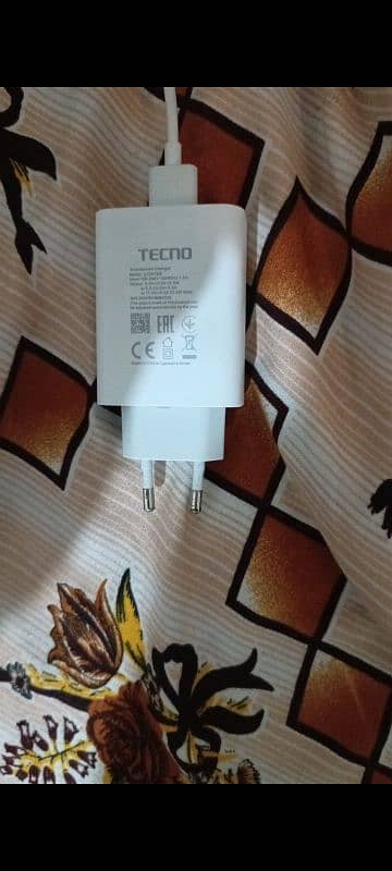 Tecno Spark 20pro 6