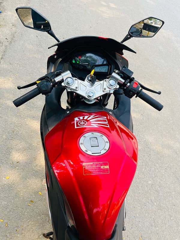 Yamaha R1 replica (400cc) 4