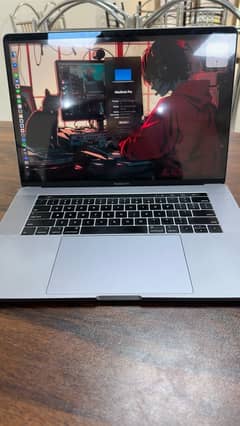 macbook pro 2018 15.6 inch fresh