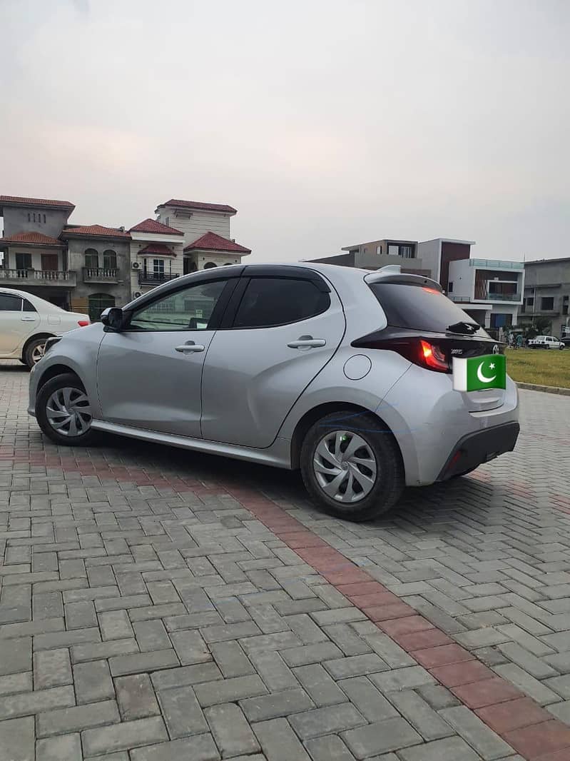 Toyota Yaris 2020 Hatchback 11