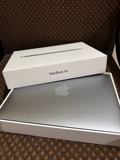 Macbook Air M1 8/256 gb perfect condition 0