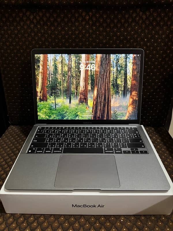 Macbook Air M1 8/256 gb perfect condition 2