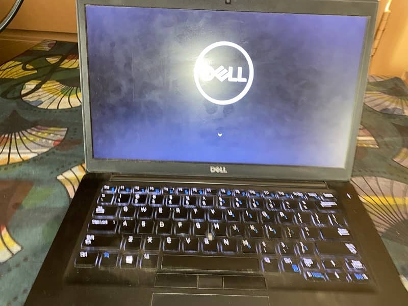 Dell Laptop 7490 i7 8th Generation 1