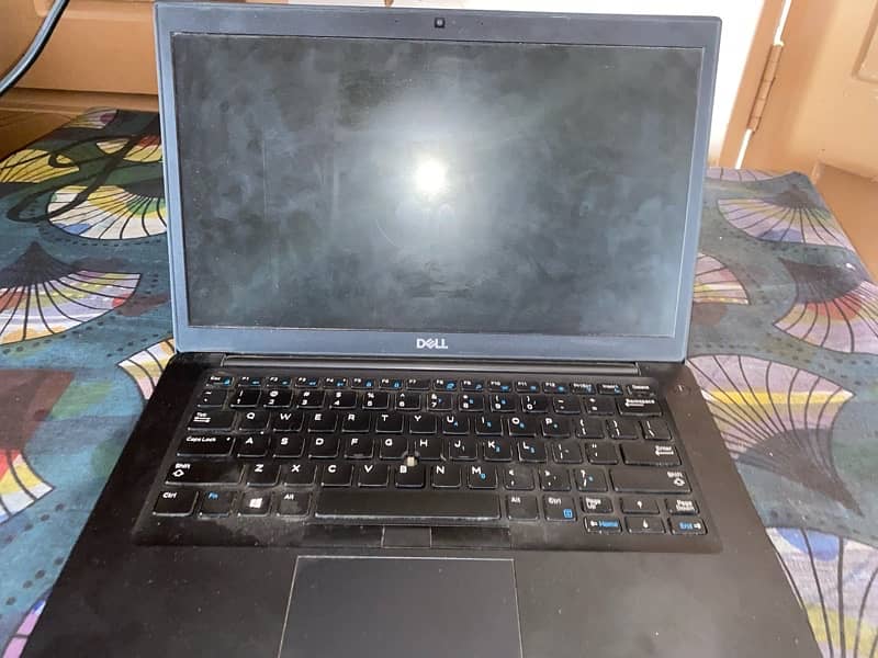 Dell Laptop 7490 i7 8th Generation 3