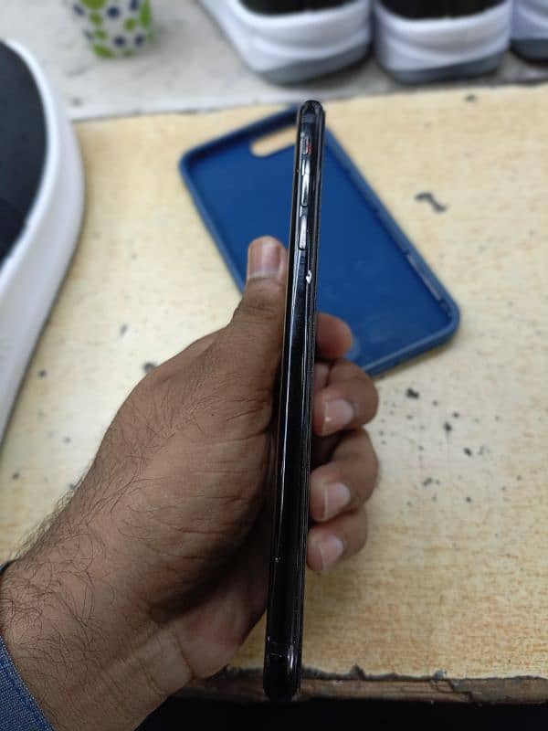 IPhone 7Plus 128Gb PTA proved 4