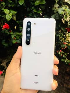 AQOUS R5G 12/256 SNAPDRAGON 865 5G