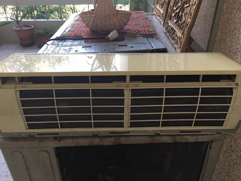 Mitsubishi Air Conditioner 1.5 Ton 5