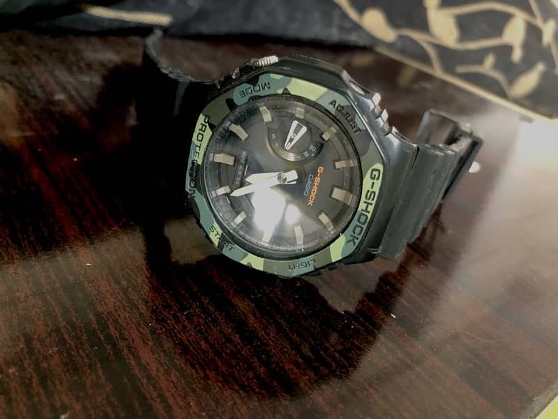 G shock (2100) 2