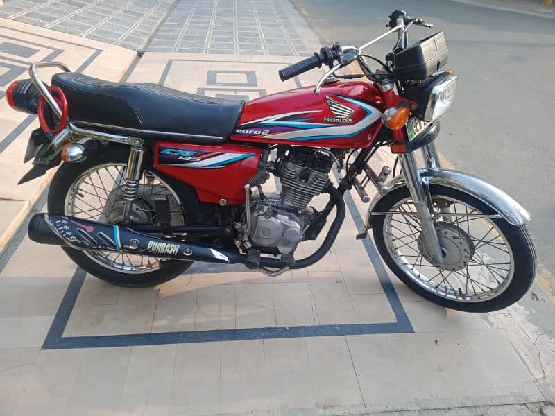 Honda CG 125 For Sale 2015 Lush condition 9