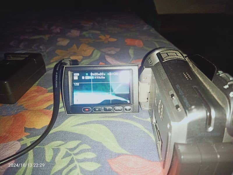 HDC HS 200 Panasonic Camcoder 5