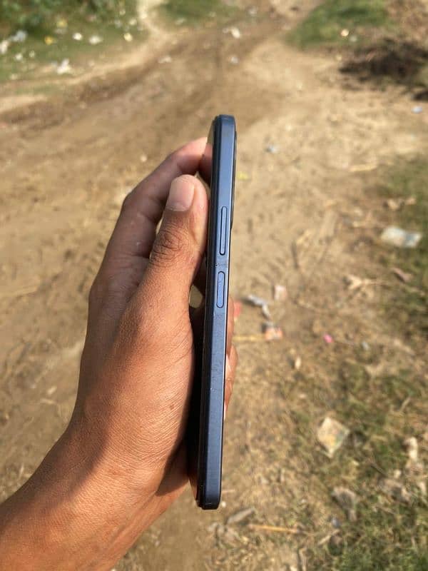 Vivo y22 4/64gb  look like new condition 1