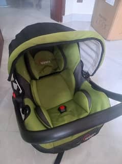 Baby car seat green