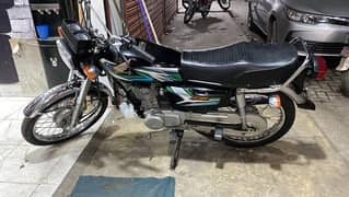 Honda 125 Black colour