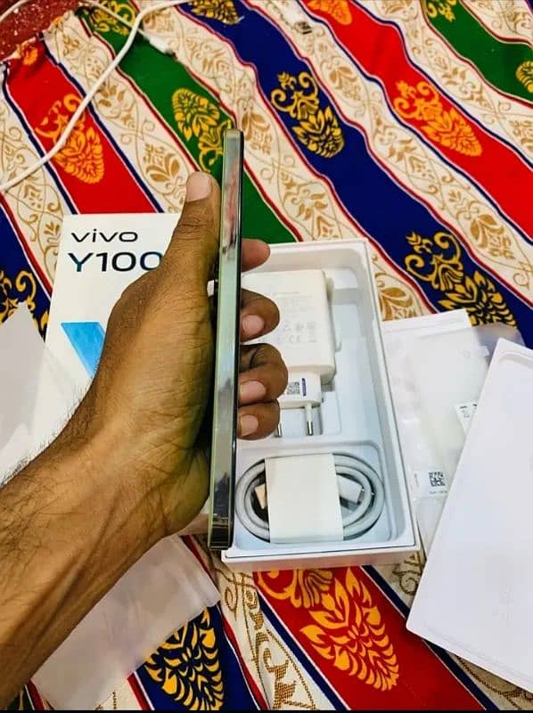 vivo y100 256 5