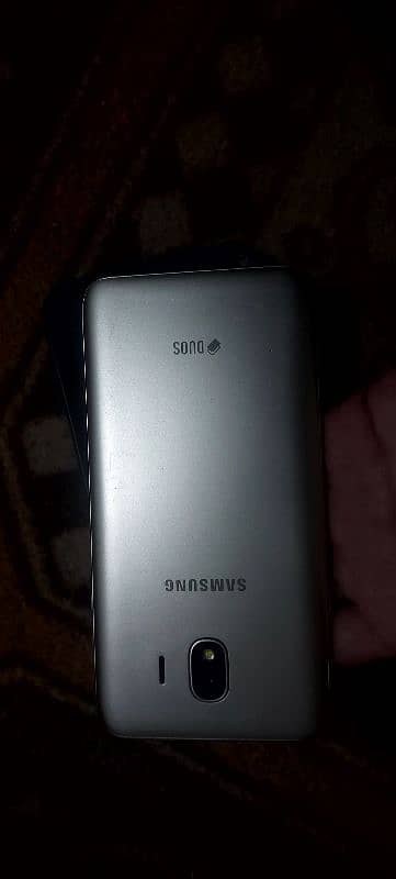 Samsung J4 4