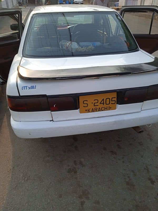 Nissan Sunny 1991 4