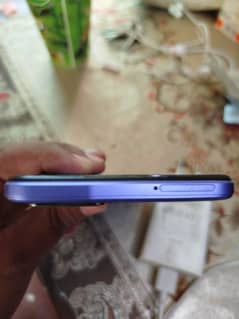 vivo y21 4gb ram and 64gb room 10/10 condition 0