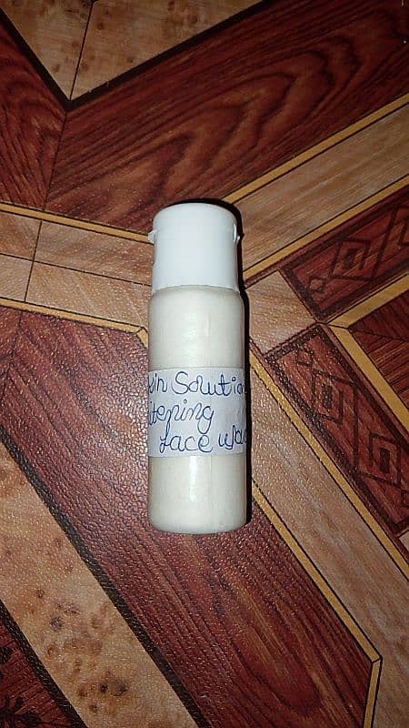 skin whitening face wash 1