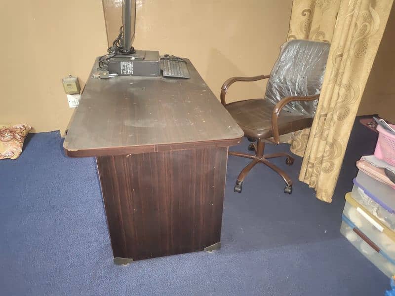 office table and  chair 2