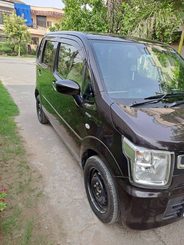 Suzuki Wagon R 2018 1