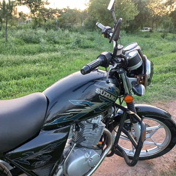 Suzuki GS 150 SE - 2022 6