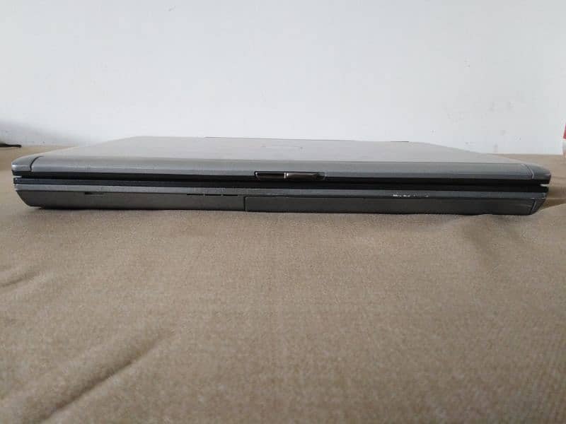 Dell core 2 duo 3Gb ram 160 Rom 4