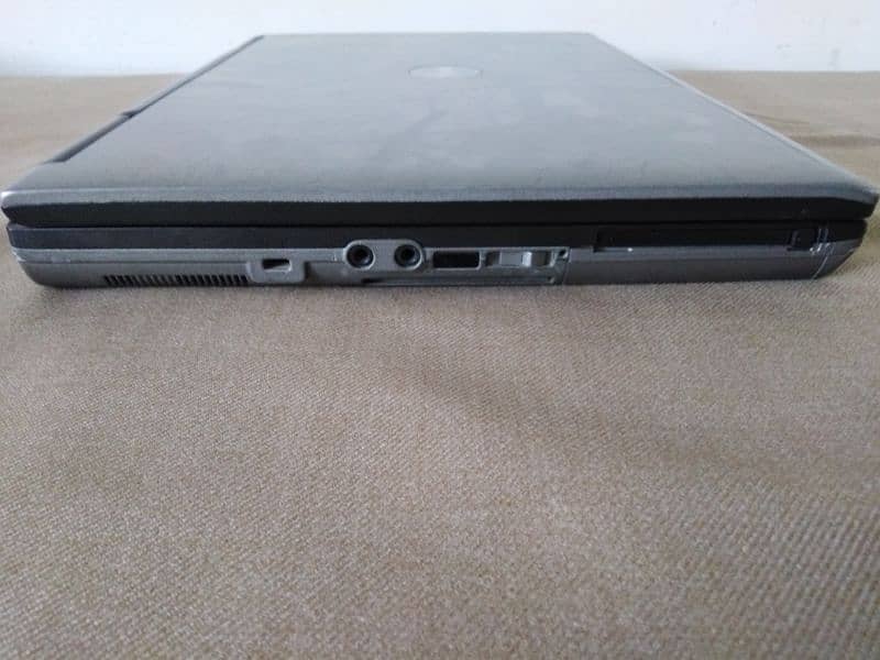 Dell core 2 duo 3Gb ram 160 Rom 7