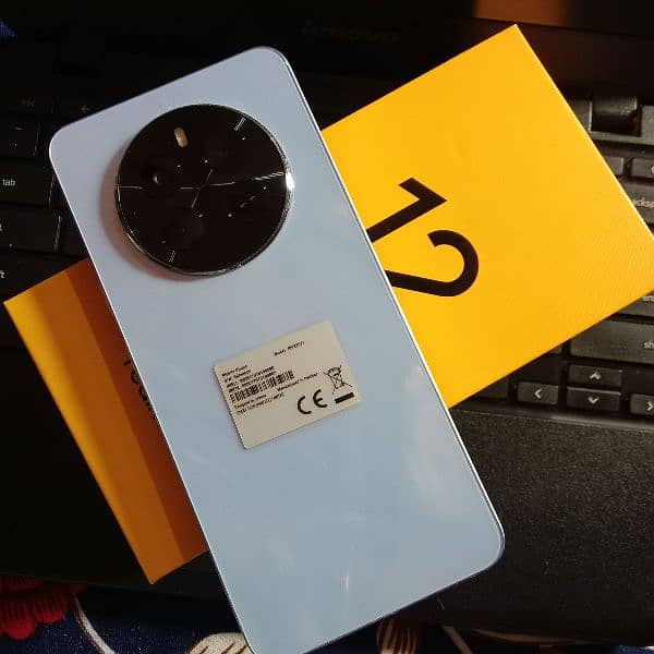 Realme 12 256 gb 8 gb 1