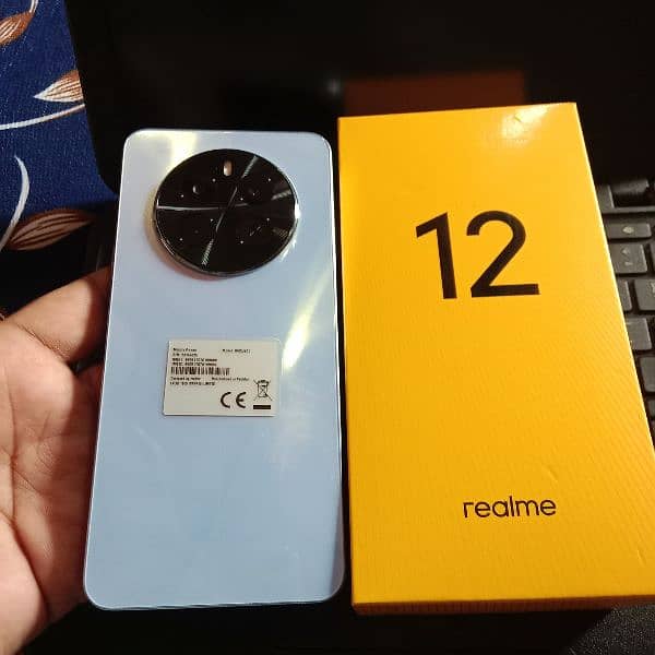 Realme 12 256 gb 8 gb 6