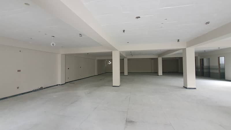 1 Kanal floor For Rent 3