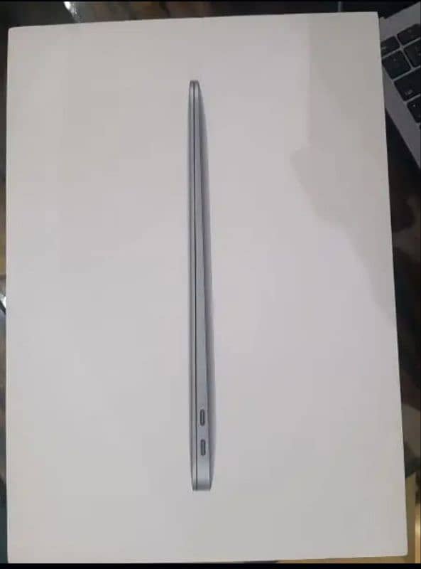 MacBook Air M1 4