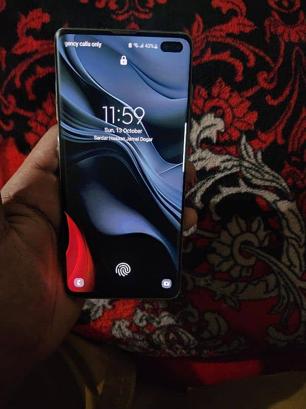 Samsung S10 plus (8gb 128 gb) 1