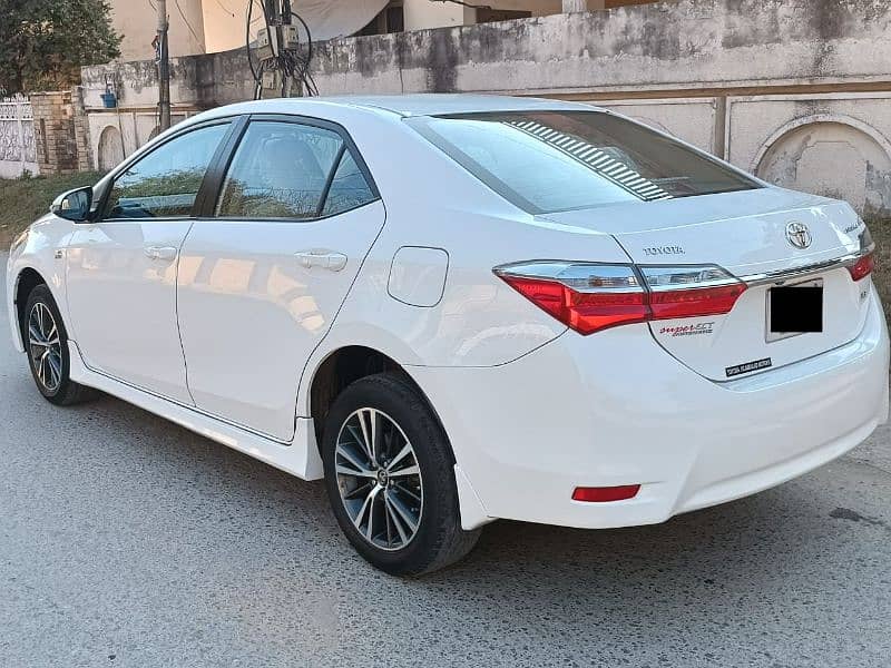 Toyota Corolla Altis 2017 1.6 Automatic 12