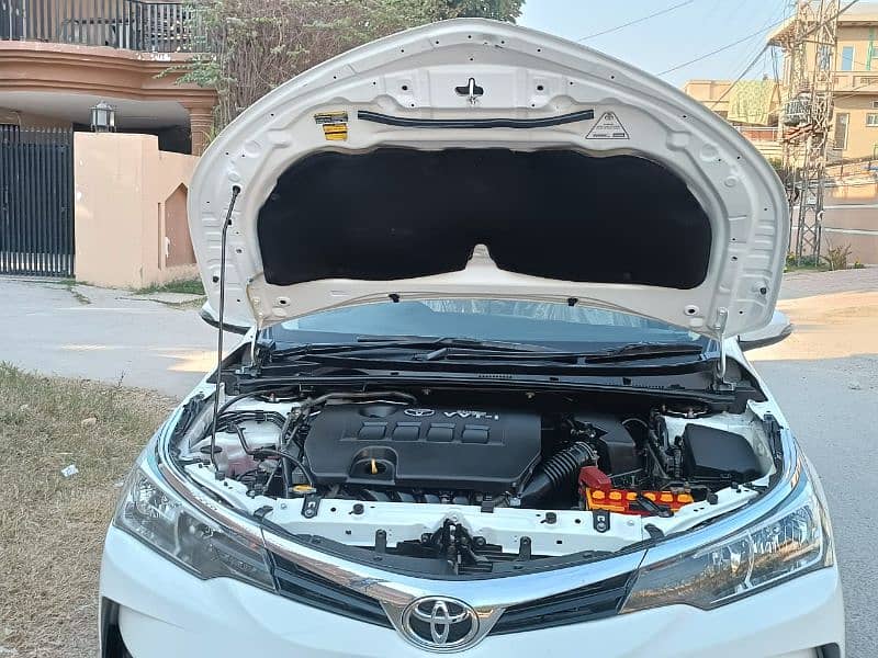 Toyota Corolla Altis 2017 1.6 Automatic 13