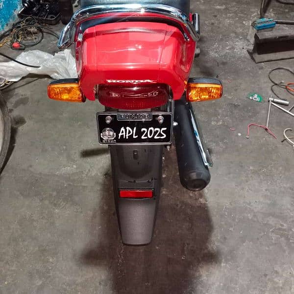 Honda 100 pridor 7