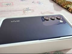 Vivo y100 10/10 condition like new black colour 8+8 256 with full box