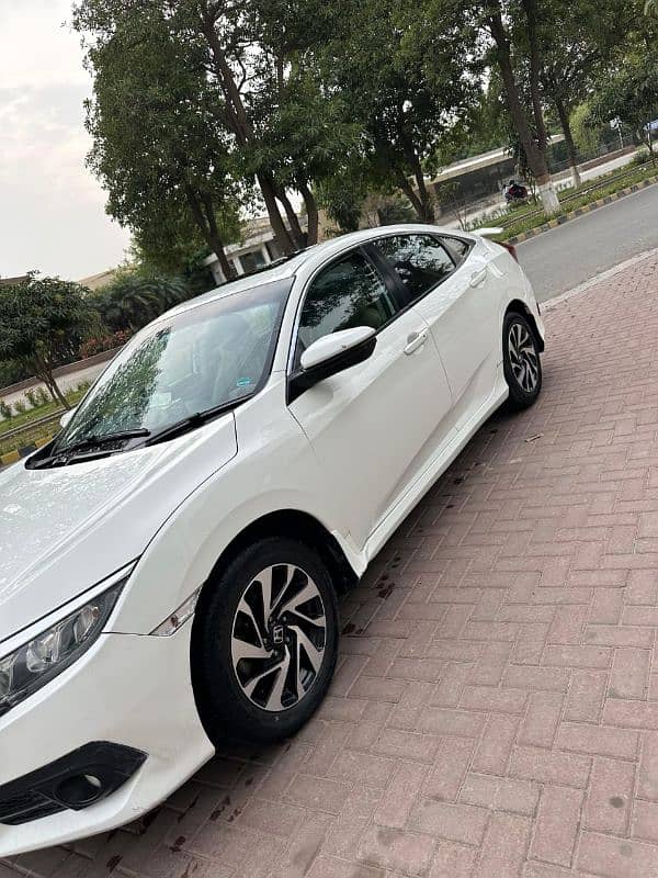 Honda Civic Oriel 2016 10