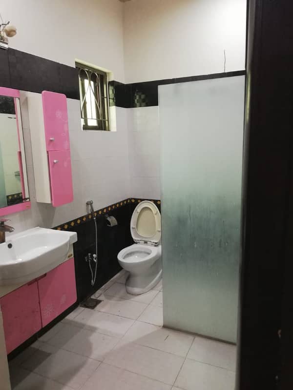 5 MARLA SLIGHTLY USED HOUSE FOR SALE AVAILABLE IN SECTOR D BAHRIA TOWN LAHORE 2