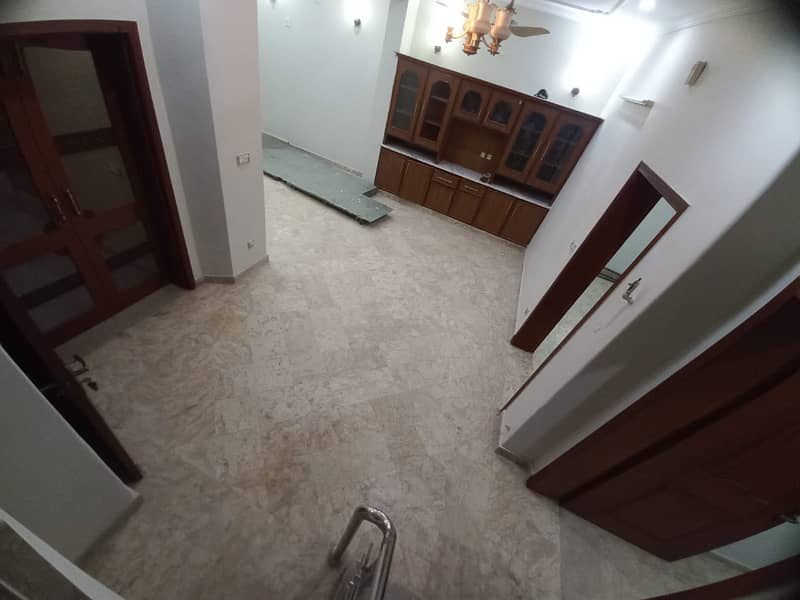 5 MARLA SLIGHTLY USED HOUSE FOR SALE AVAILABLE IN SECTOR D BAHRIA TOWN LAHORE 15