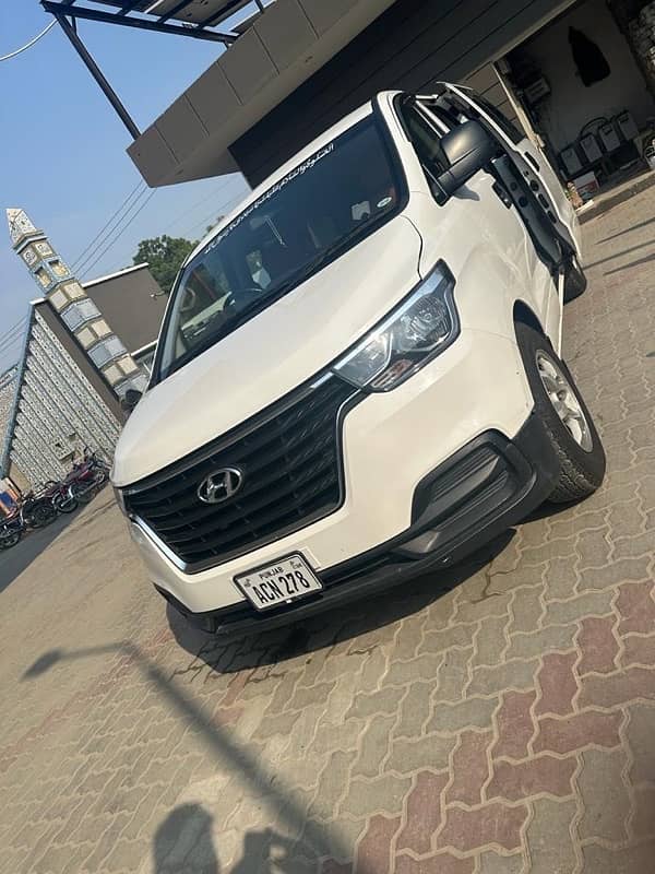 hyundai grand starex 2021 gl 0