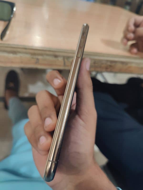 Iphone Xs Max Factory Unlocked 2