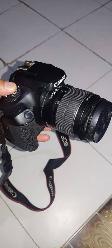 Cannon DSLR 3000D 5