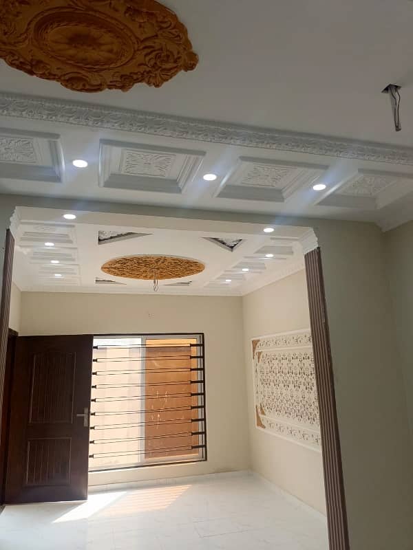 Prime Location Al Haram Garden House For sale Sized 5 Marla 1